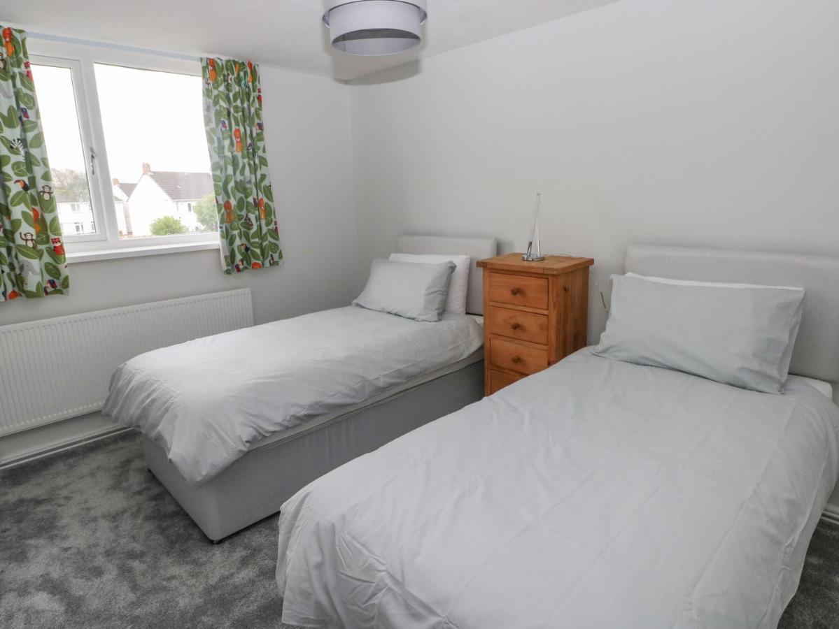21 Sandfield Road Villa Бъри Порт Екстериор снимка