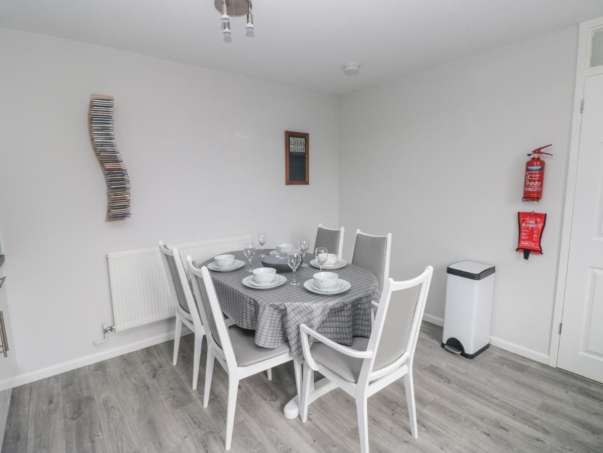 21 Sandfield Road Villa Бъри Порт Екстериор снимка